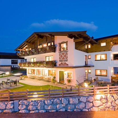 Landhotel Foehrenhof Елльмау Екстер'єр фото