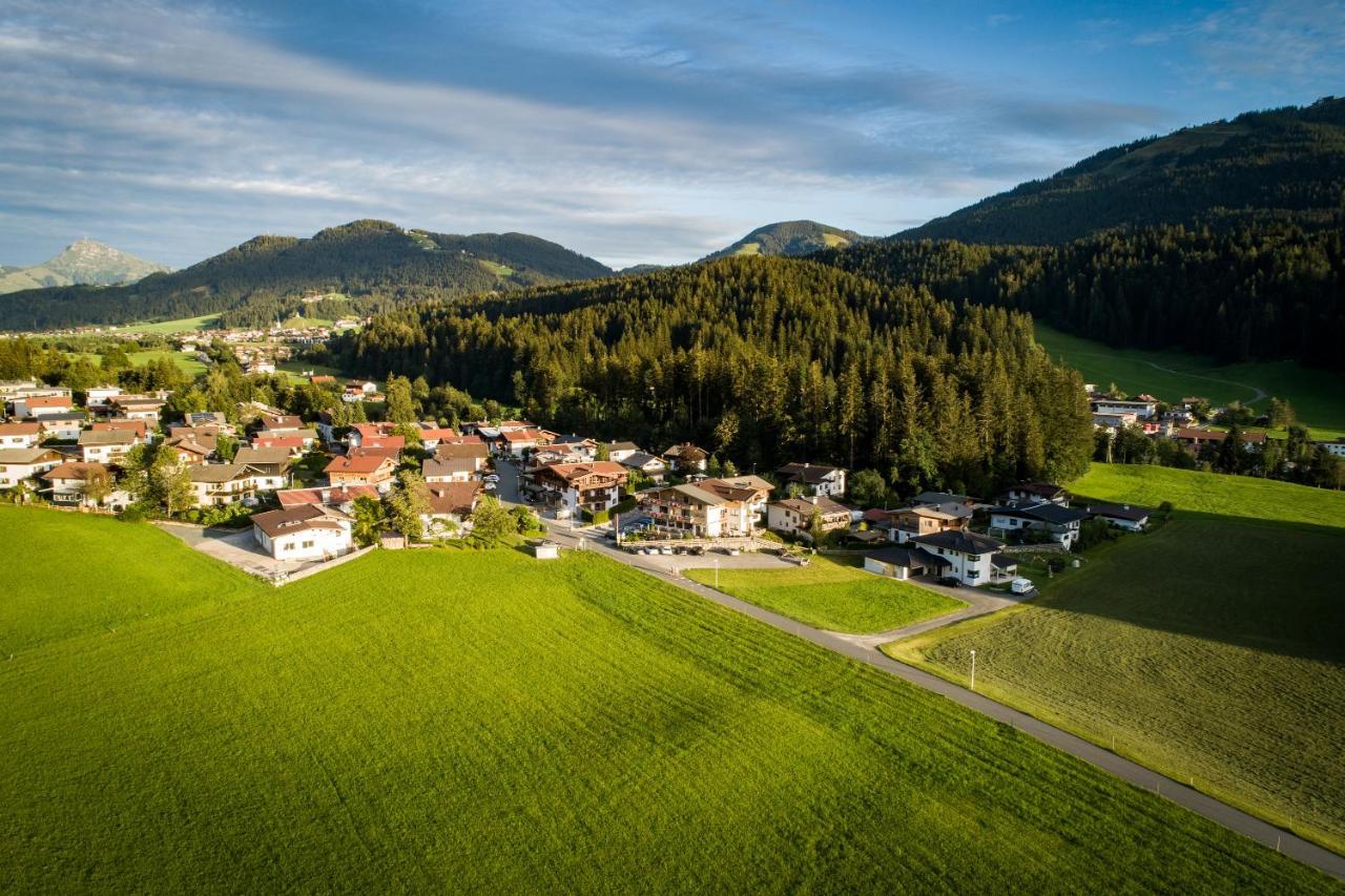 Landhotel Foehrenhof Елльмау Екстер'єр фото