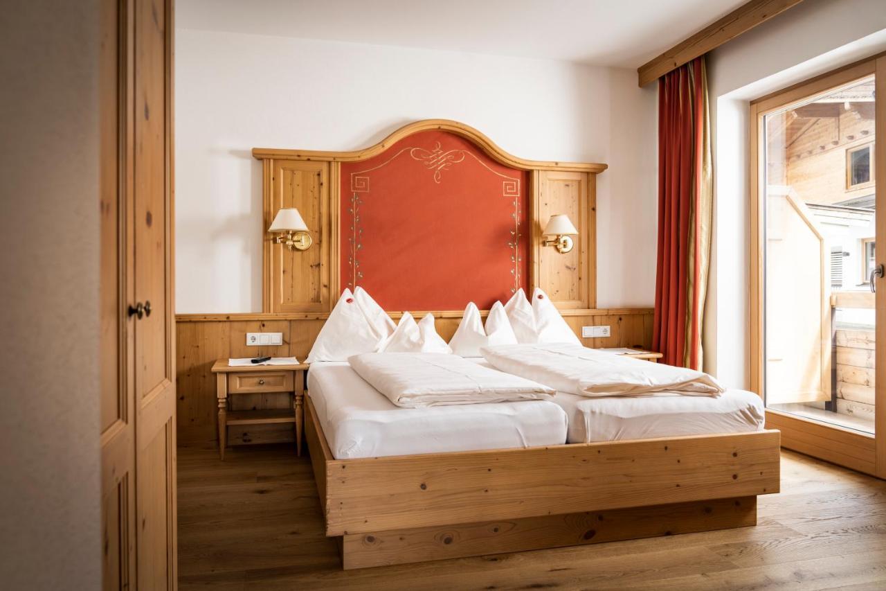 Landhotel Foehrenhof Елльмау Екстер'єр фото