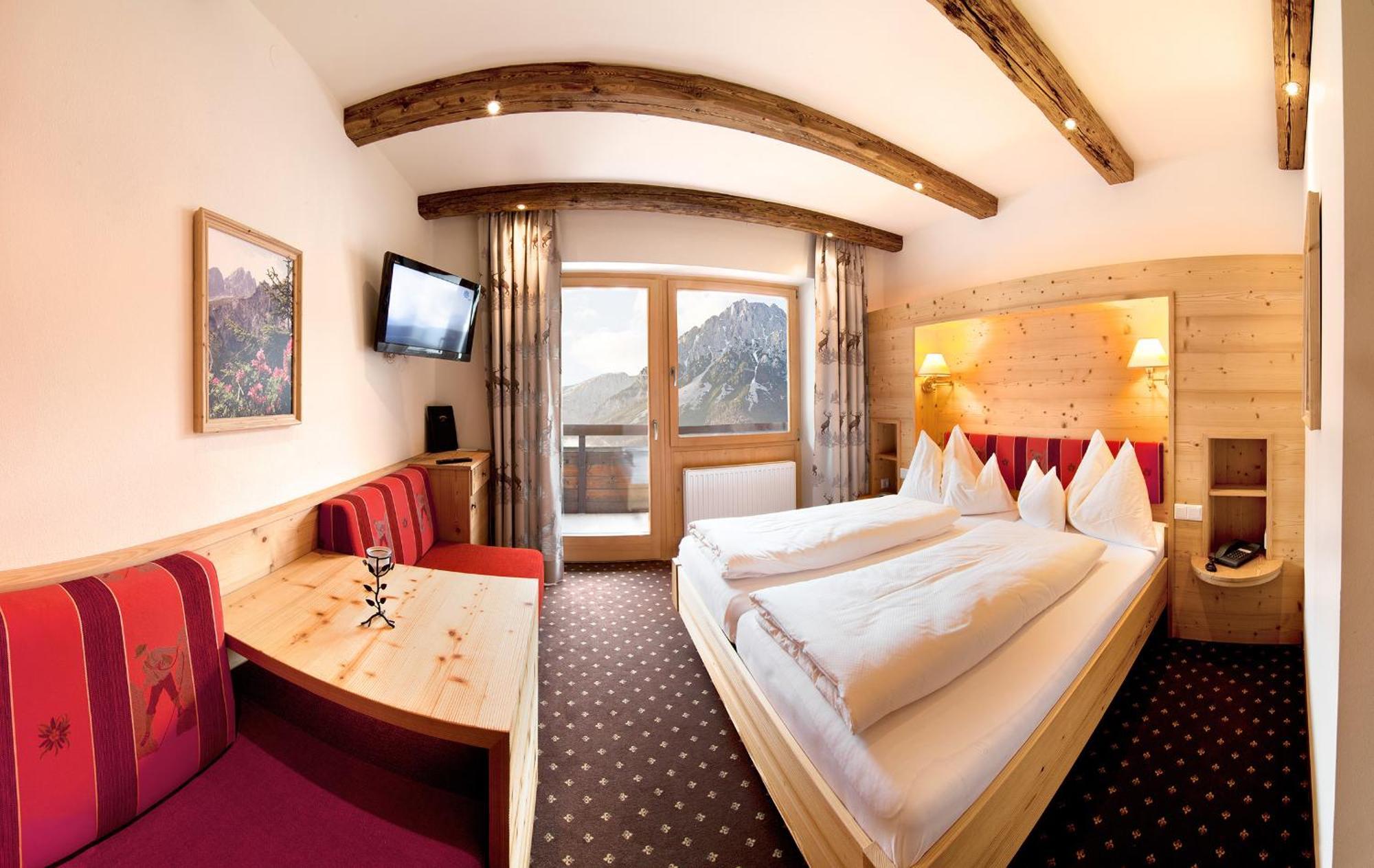 Landhotel Foehrenhof Елльмау Екстер'єр фото