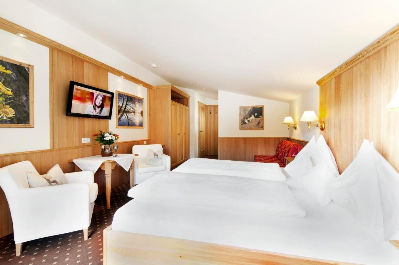 Landhotel Foehrenhof Елльмау Екстер'єр фото